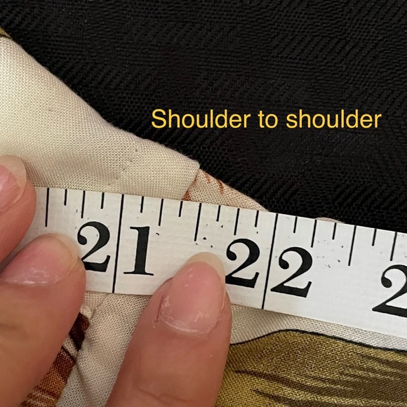 Vintage Pierre Cardin Hawaiian Shirt - Picture 7 of 10